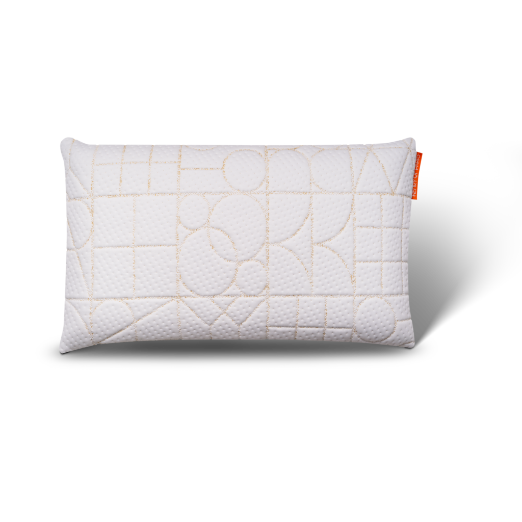 Étreinte Nocturne white pillow Henry of Paris