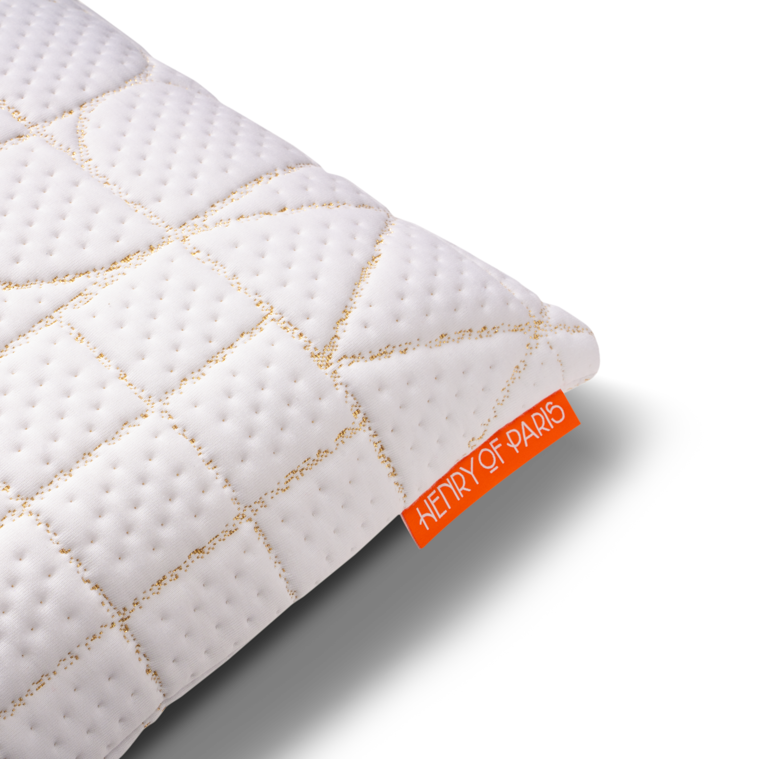 Étreinte Nocturne white pillow Henry of Paris