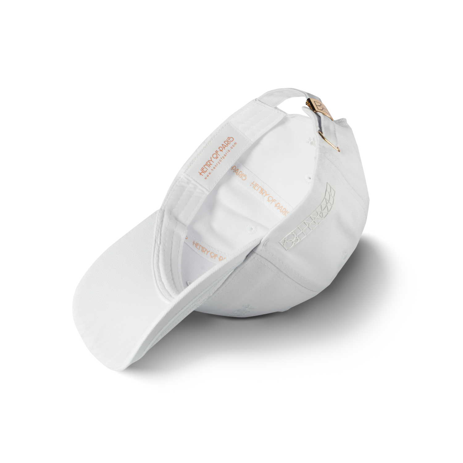 Le Statement white cap Henry of Paris