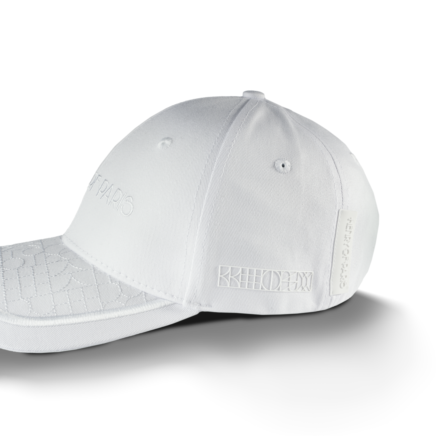 Le Statement white cap Henry of Paris