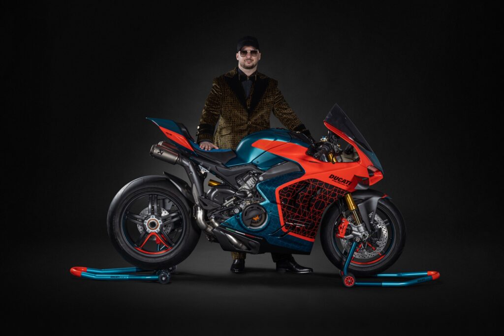 motorcycle Ducati Unica Panigale V4 Henry of Paris